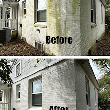 Washing-Painted-Brick-House-in-East-Hill-Pensacola-Florida 0
